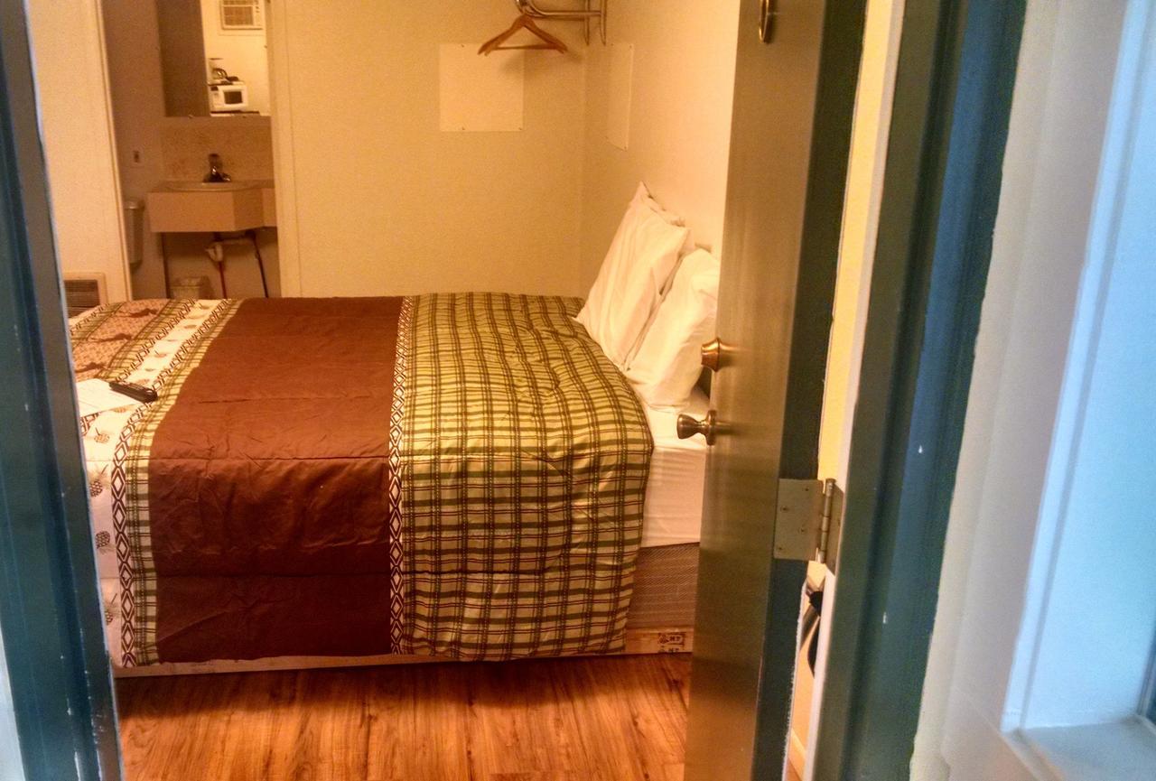 Newport Antler Motel エクステリア 写真
